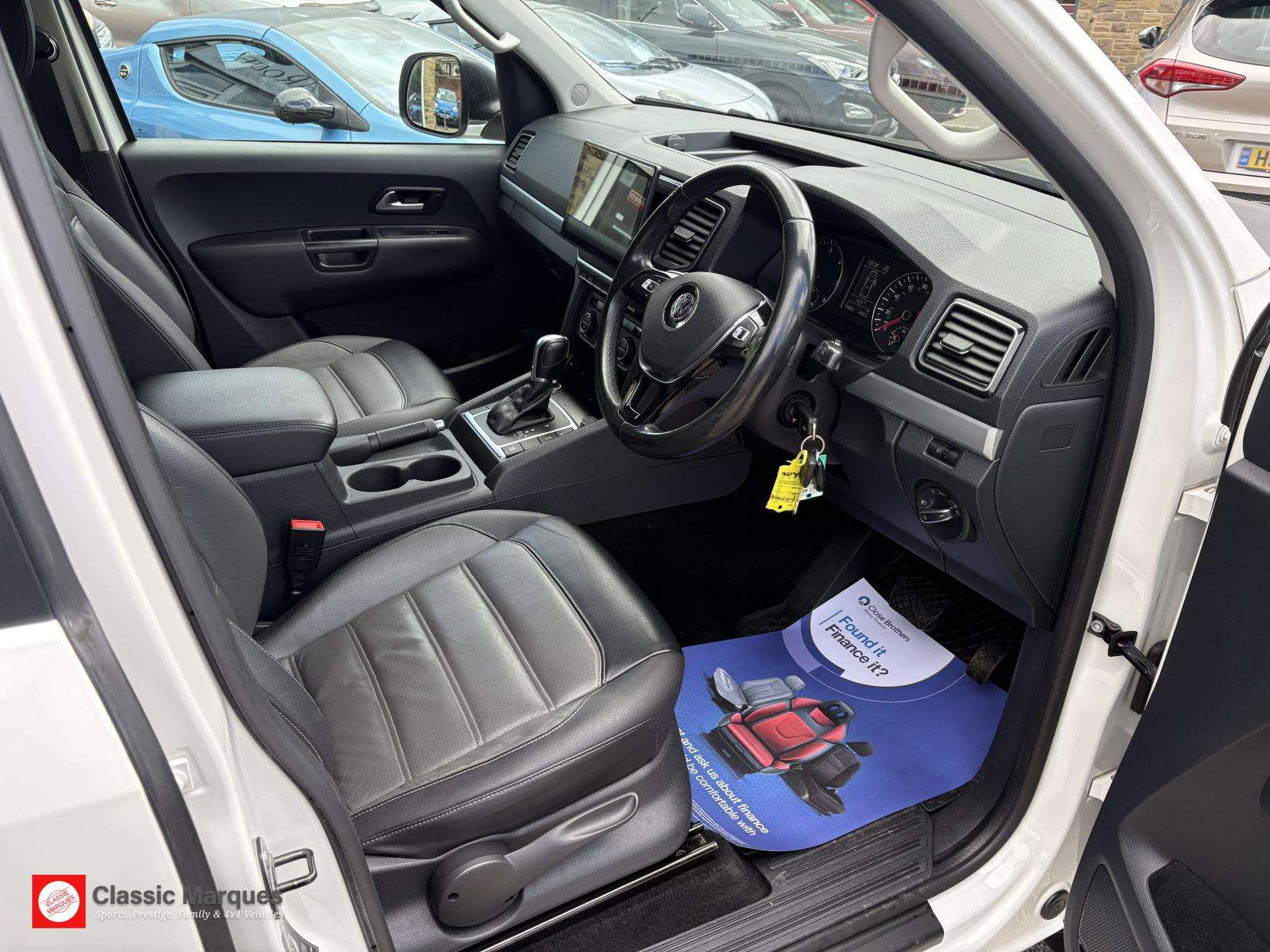 A 2017 VOLKSWAGEN AMAROK 3.0 TDI V6 BlueMotion Tech Highline Pickup Double Cab 4dr Diesel Auto 4Motion Euro 6 (s/s) (224 ps) A 2017 VOLKSWAGEN AMAROK 3.0 TDI V6 BlueMotion Tech Highline Pickup Double Cab 4dr Diesel Auto 4Motion Euro 6 (s/s) (224 ps)