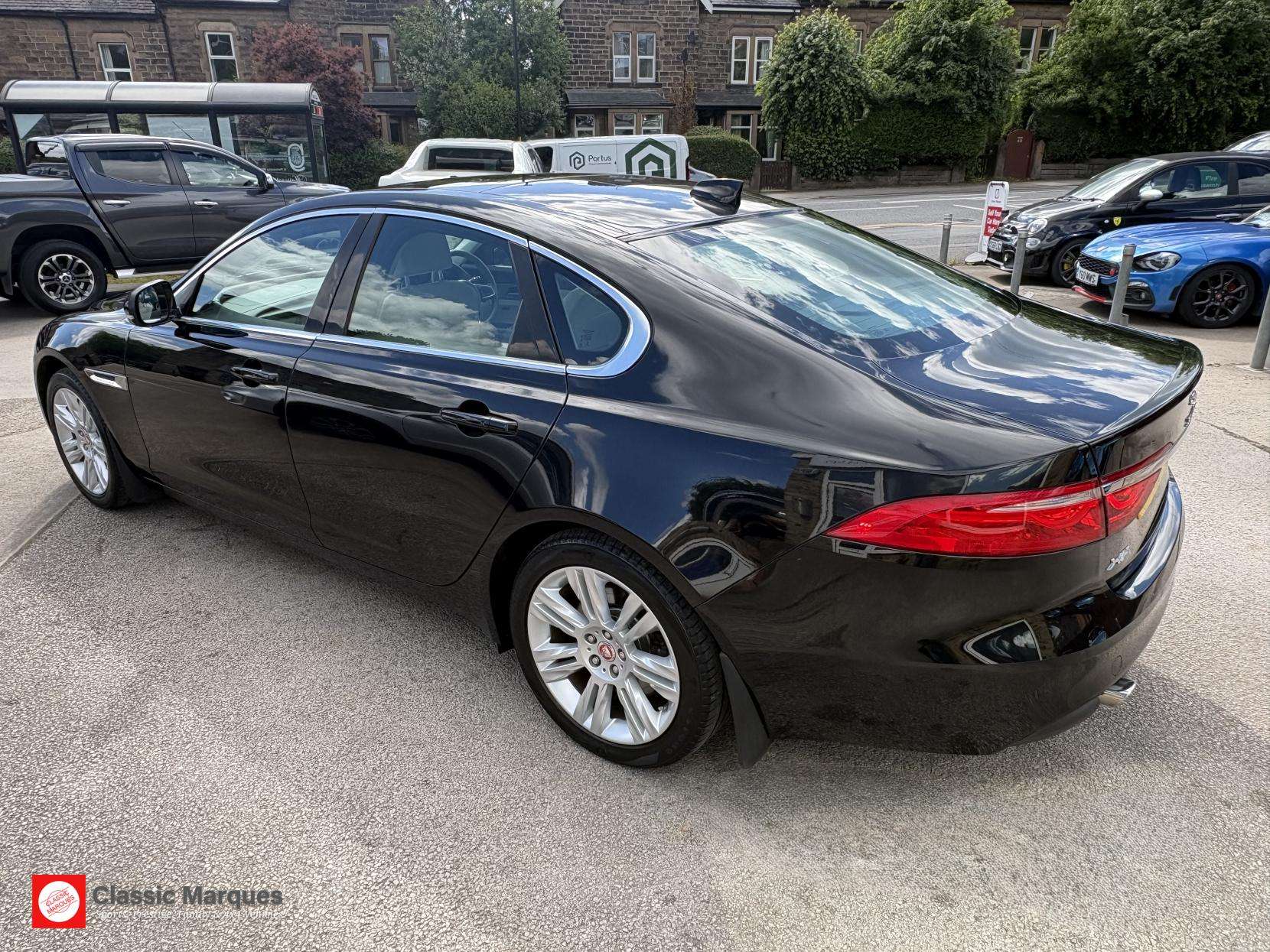 2017 JAGUAR XF 2017 JAGUAR XF