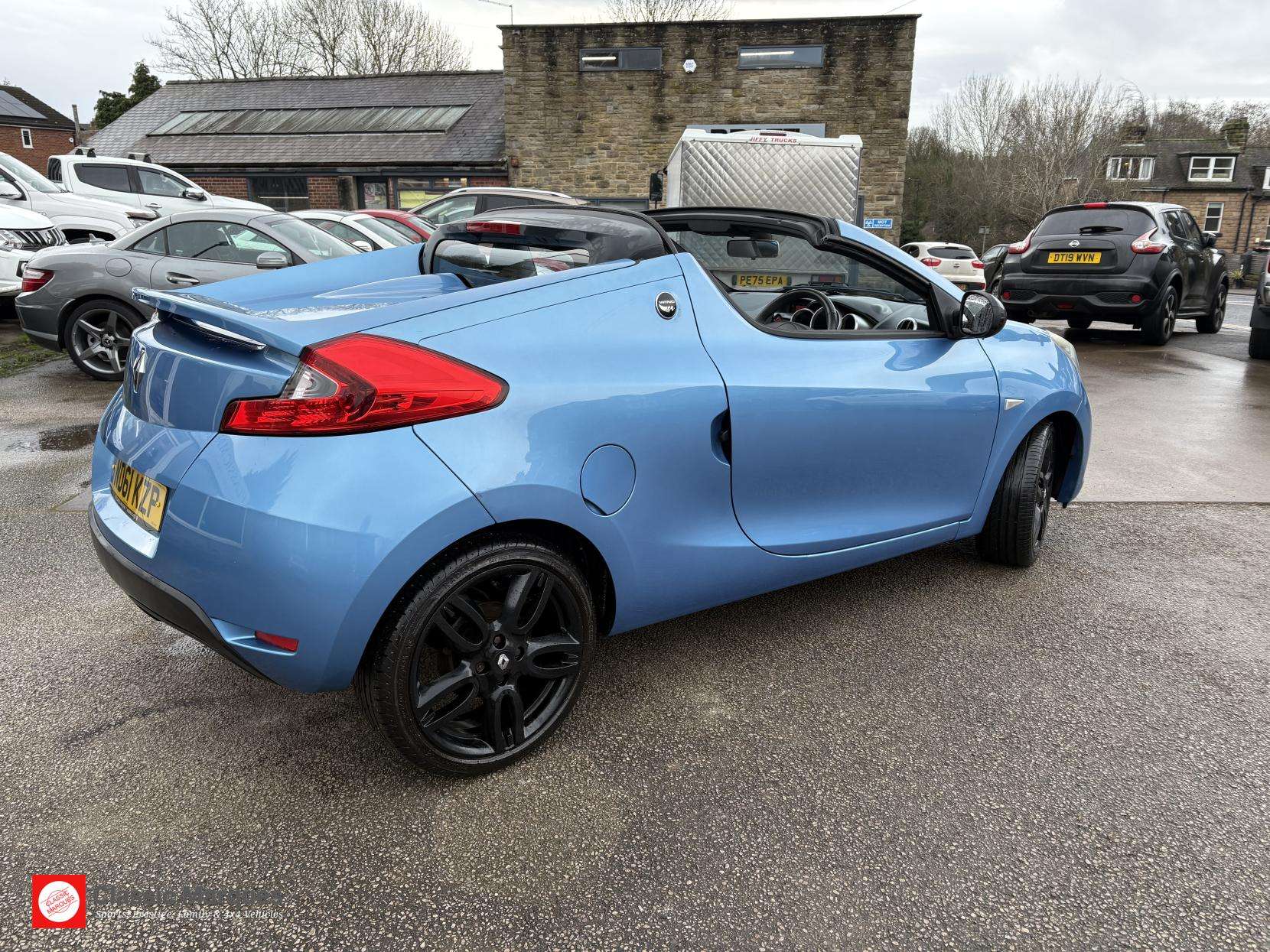 A 2011 RENAULT WIND 1.6 VVT GT Line Convertible 2dr Petrol Manual Euro 5 (133 ps) A 2011 RENAULT WIND 1.6 VVT GT Line Convertible 2dr Petrol Manual Euro 5 (133 ps)