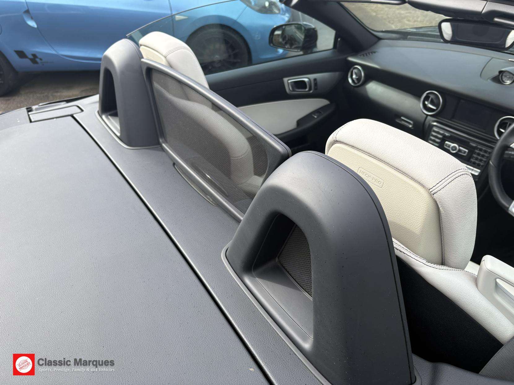 2011 MERCEDES-BENZ SLK 2011 MERCEDES-BENZ SLK