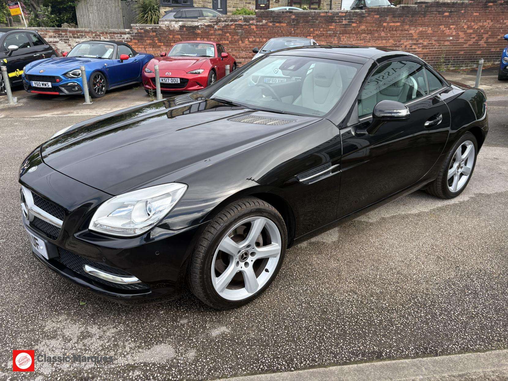 2011 MERCEDES-BENZ SLK 2011 MERCEDES-BENZ SLK