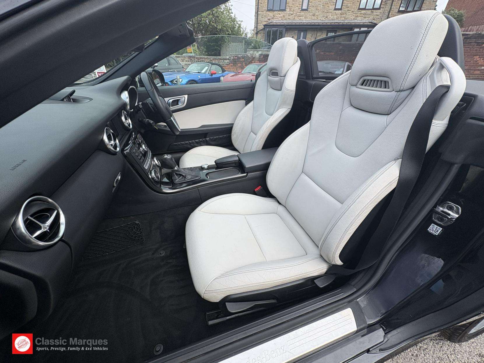 2011 MERCEDES-BENZ SLK 2011 MERCEDES-BENZ SLK