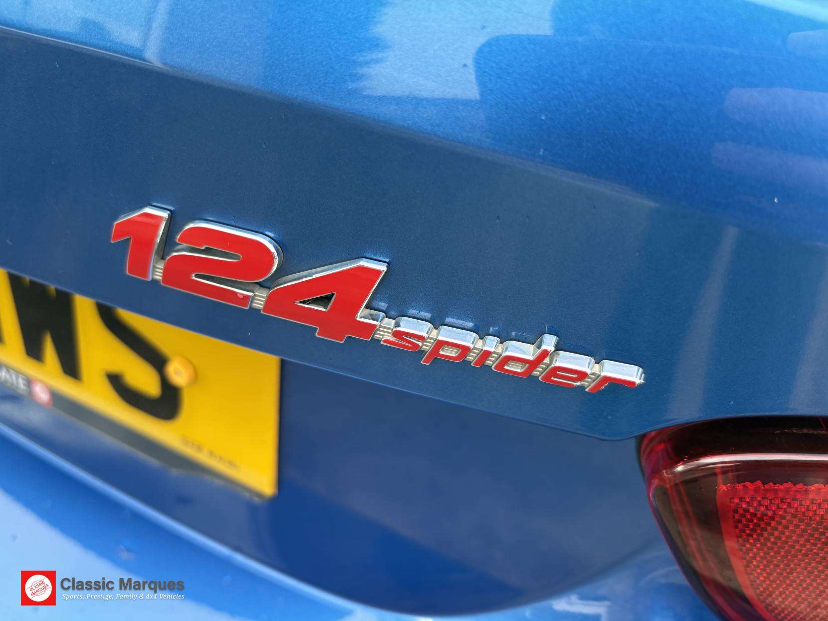 2017 ABARTH 124 SPIDER 2017 ABARTH 124 SPIDER