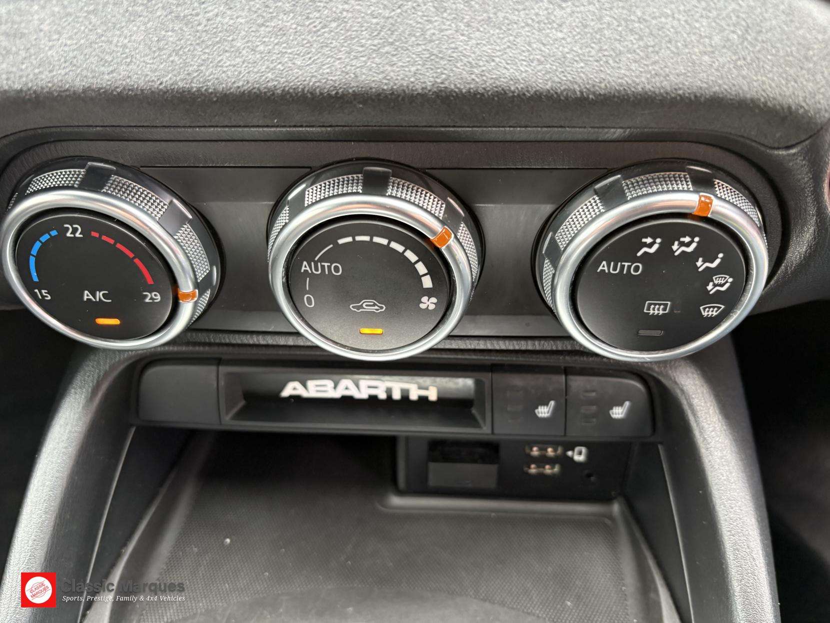 2017 ABARTH 124 SPIDER 2017 ABARTH 124 SPIDER