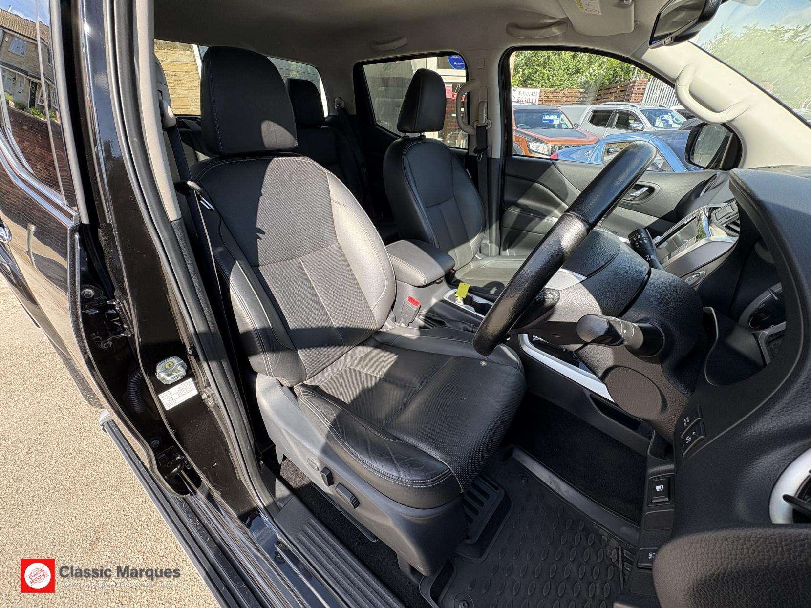 2019 NISSAN NAVARA 2019 NISSAN NAVARA