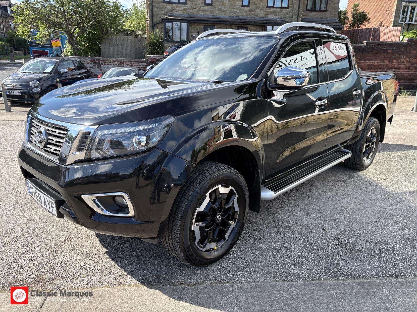 A 2019 NISSAN NAVARA 2.3 dCi Tekna Pickup Double Cab 4dr Diesel Auto 4WD Euro 6 (190 ps) A 2019 NISSAN NAVARA 2.3 dCi Tekna Pickup Double Cab 4dr Diesel Auto 4WD Euro 6 (190 ps)
