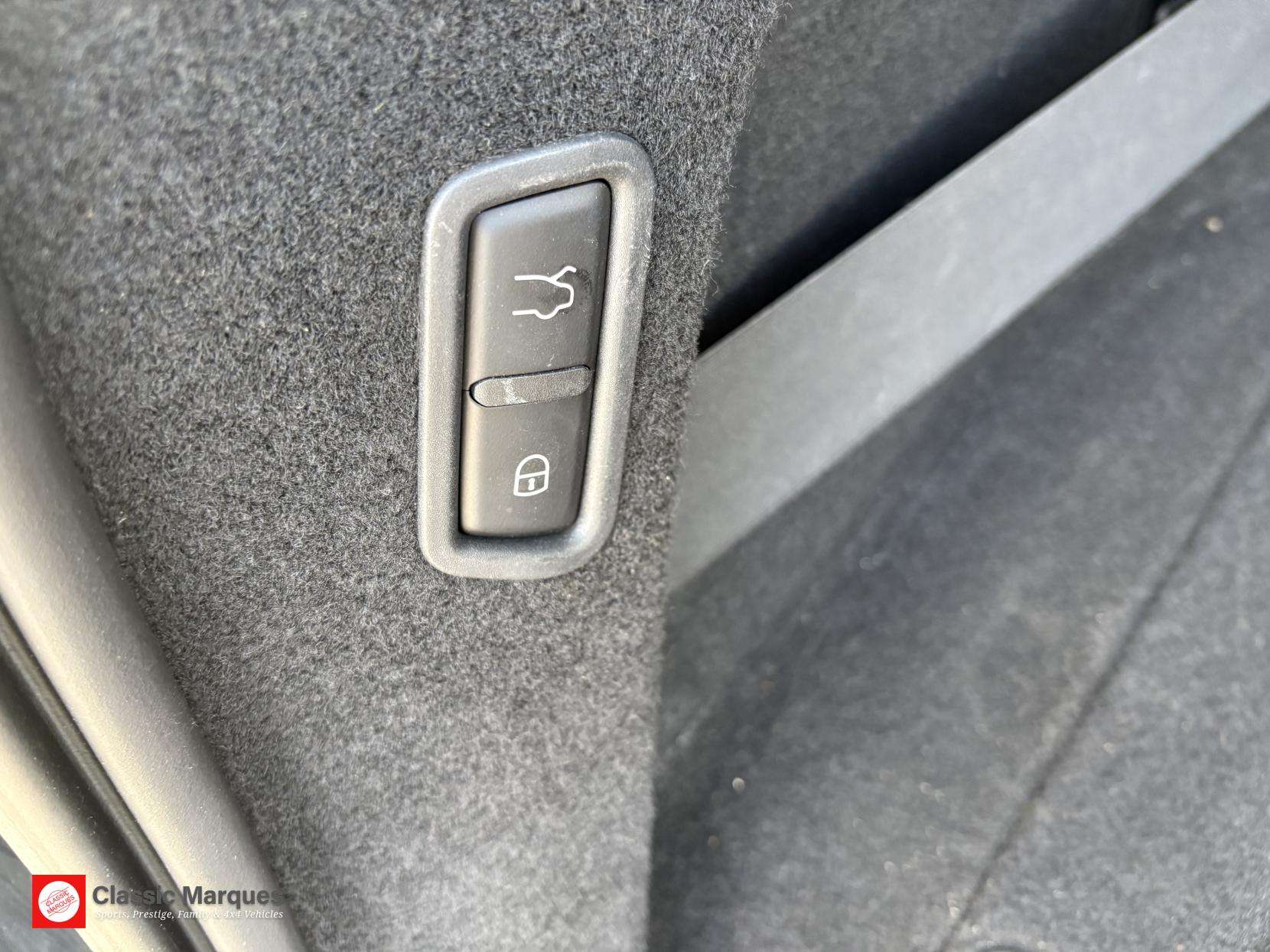 2019 MASERATI LEVANTE 2019 MASERATI LEVANTE