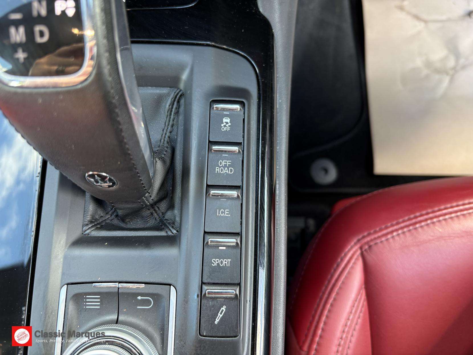 2019 MASERATI LEVANTE 2019 MASERATI LEVANTE