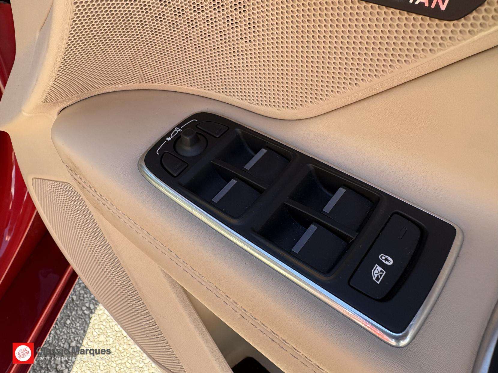 2017 JAGUAR XF 2017 JAGUAR XF