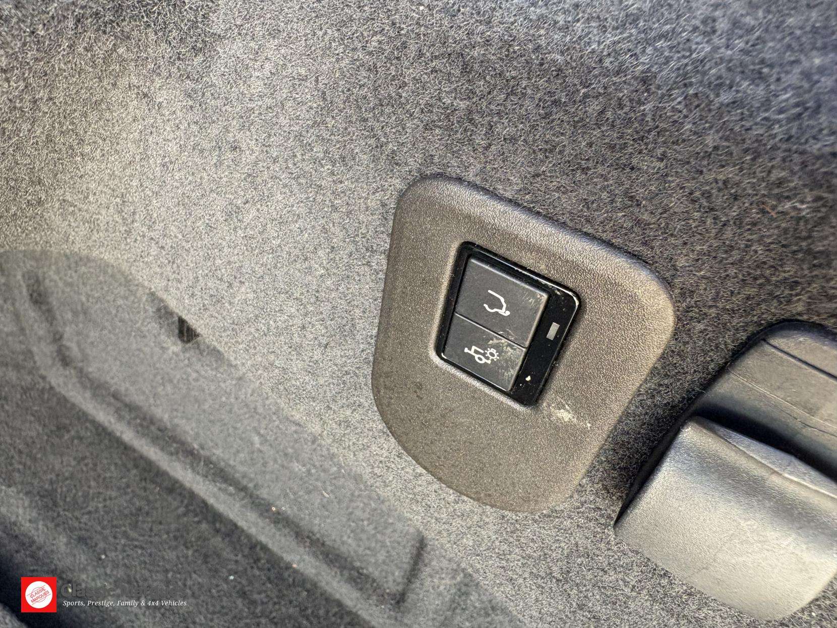 2017 JAGUAR XF 2017 JAGUAR XF