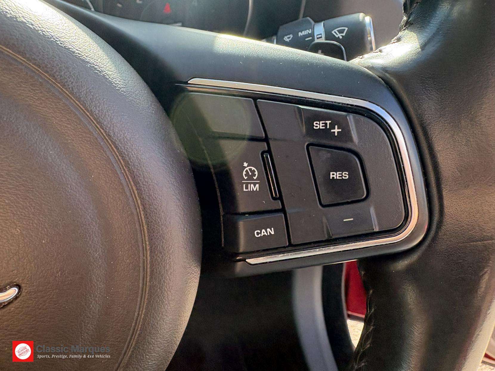 2017 JAGUAR XF 2017 JAGUAR XF