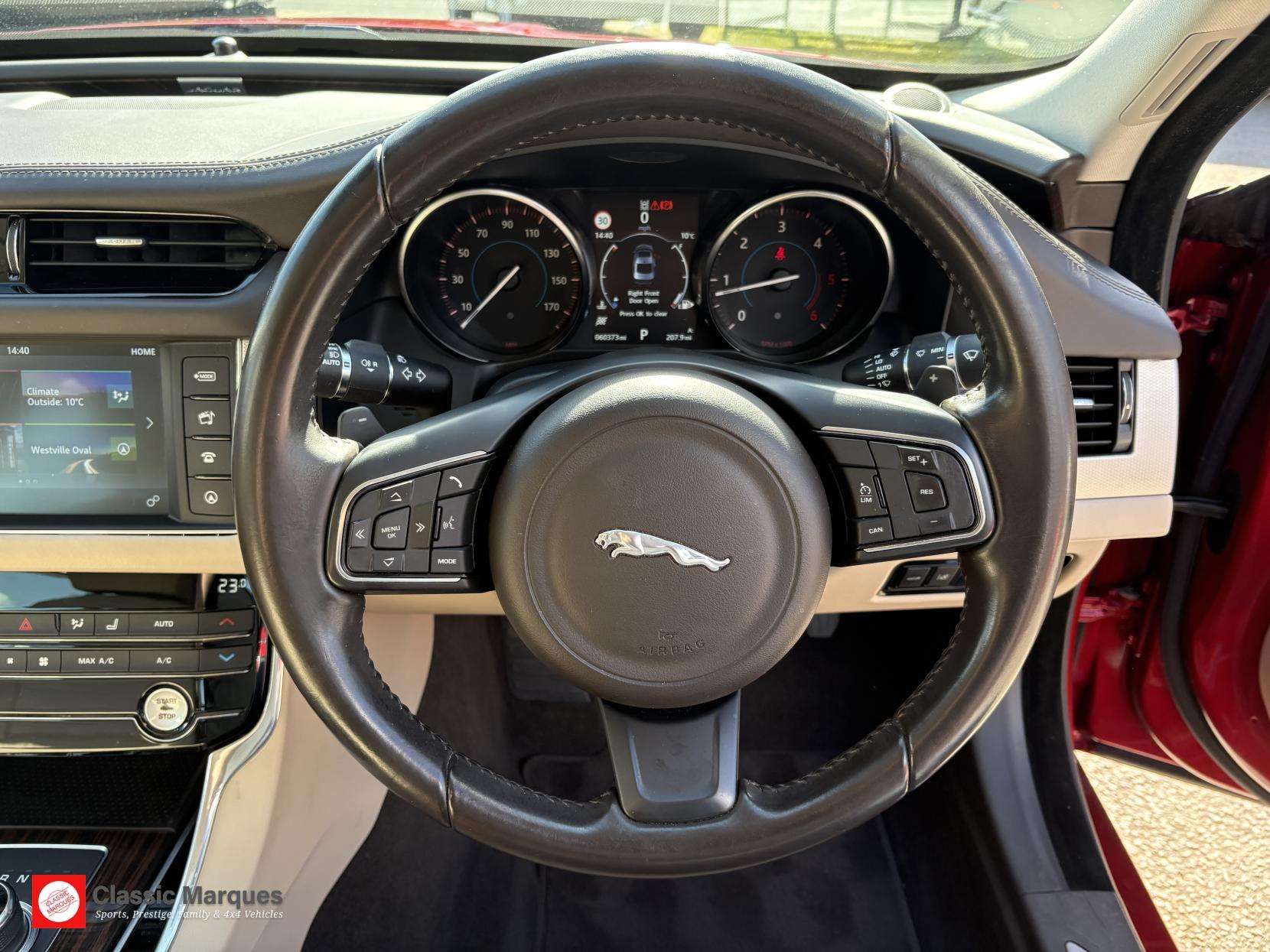 2017 JAGUAR XF 2017 JAGUAR XF