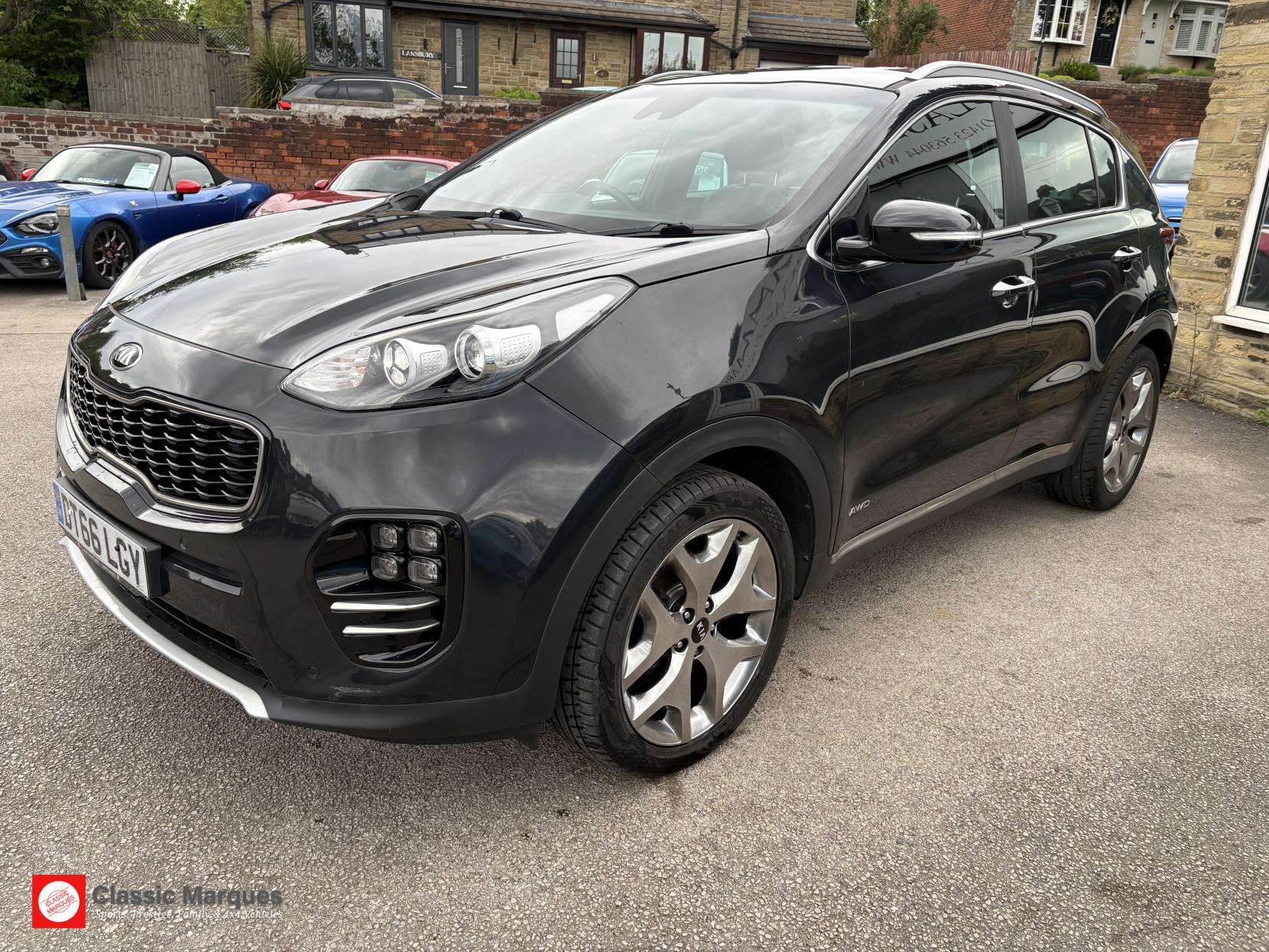 A 2017 KIA SPORTAGE 2.0 CRDi GT-Line SUV 5dr Diesel Manual AWD Euro 6 (134 bhp) A 2017 KIA SPORTAGE 2.0 CRDi GT-Line SUV 5dr Diesel Manual AWD Euro 6 (134 bhp)