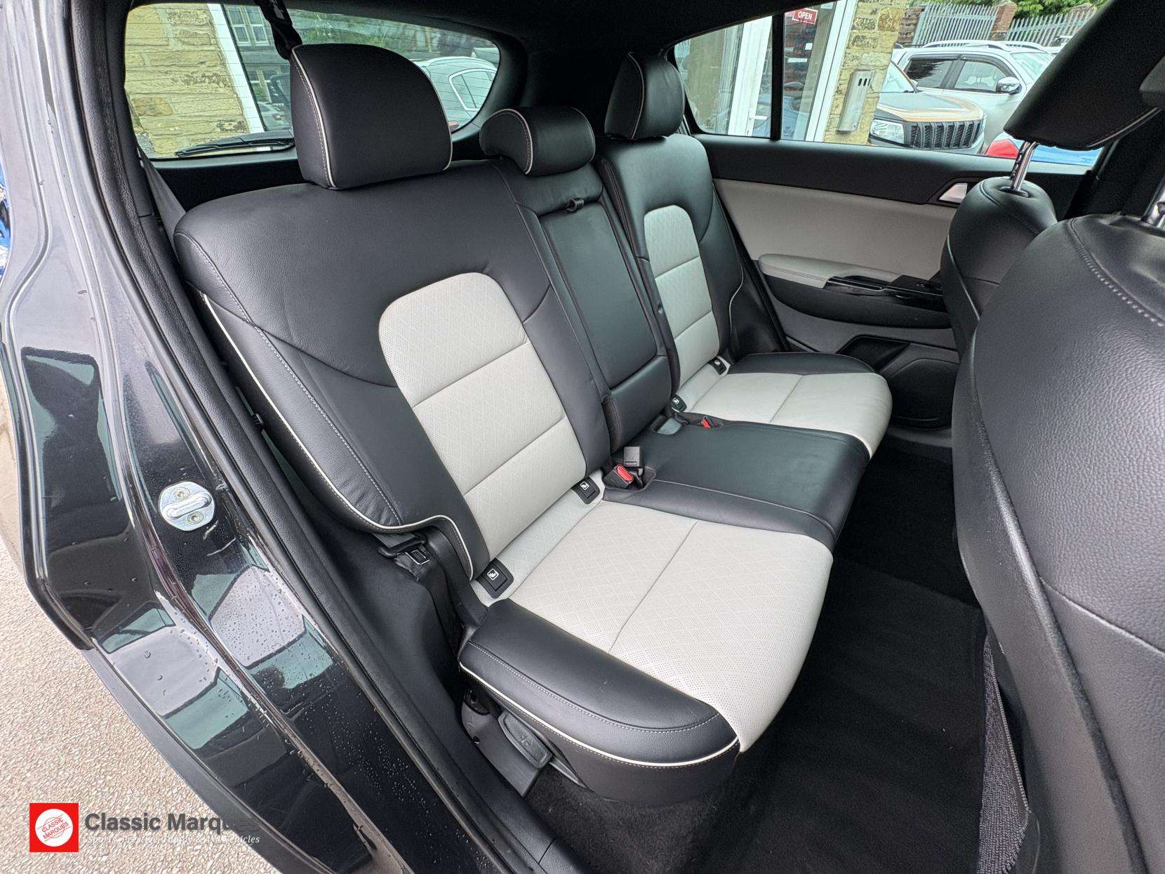 2017 KIA SPORTAGE 2017 KIA SPORTAGE