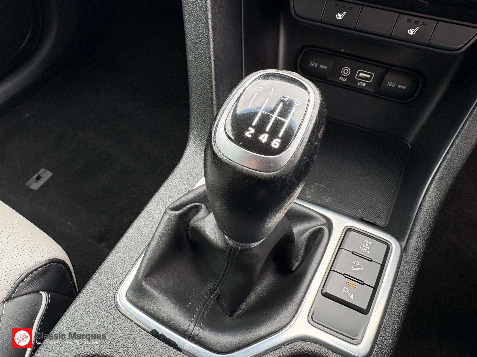 2017 KIA SPORTAGE 2017 KIA SPORTAGE
