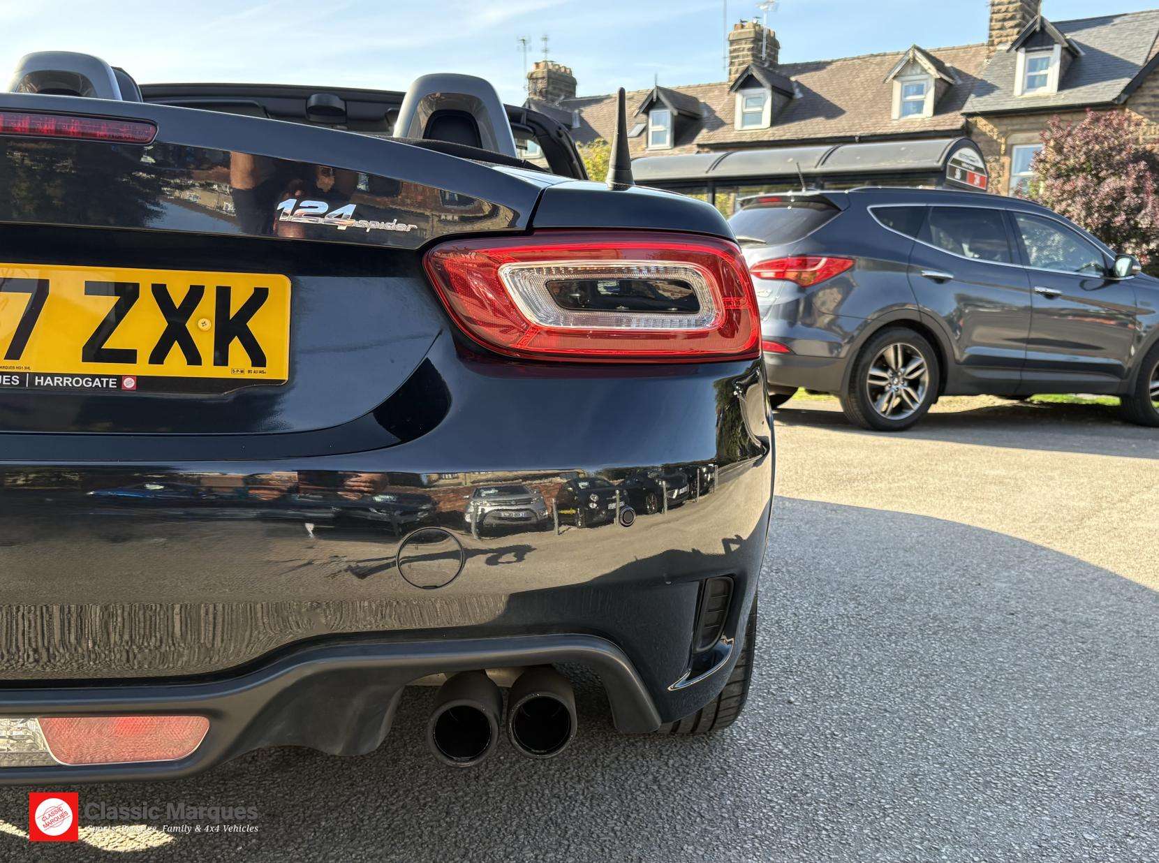 2017 ABARTH 124 SPIDER 2017 ABARTH 124 SPIDER
