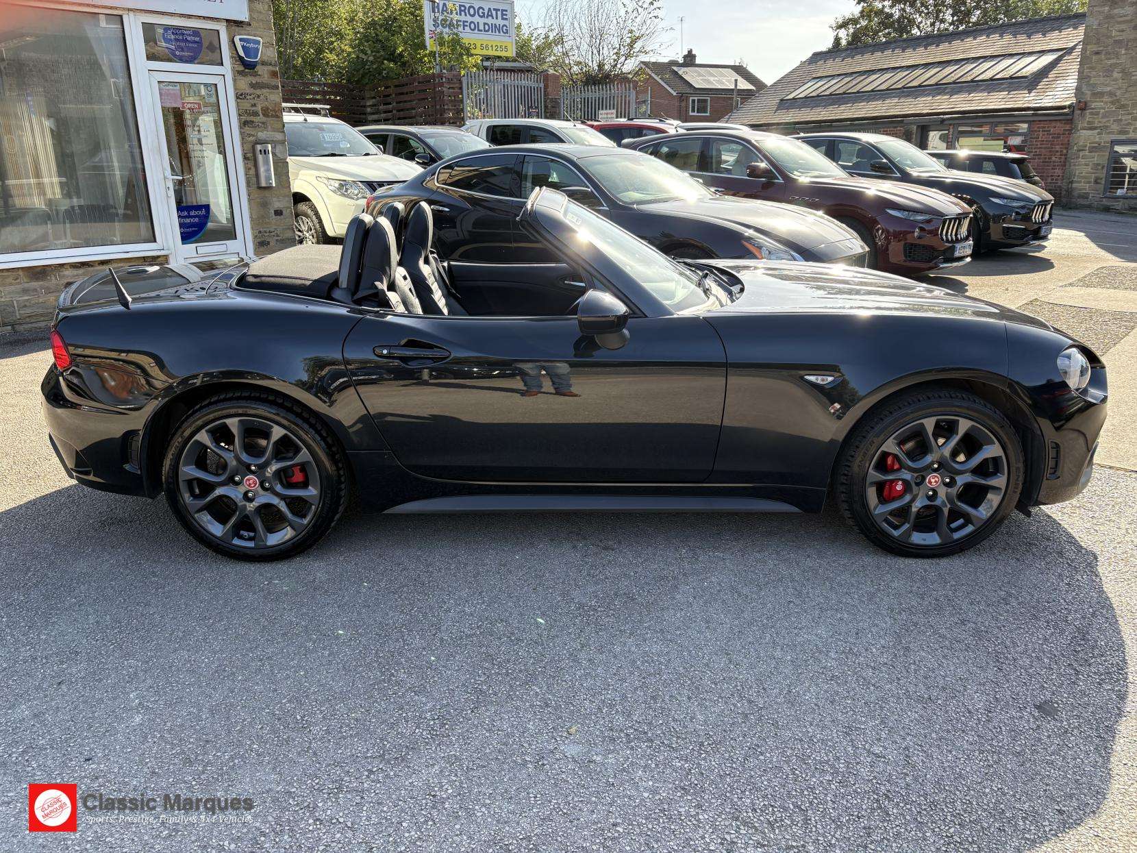 2017 ABARTH 124 SPIDER 2017 ABARTH 124 SPIDER