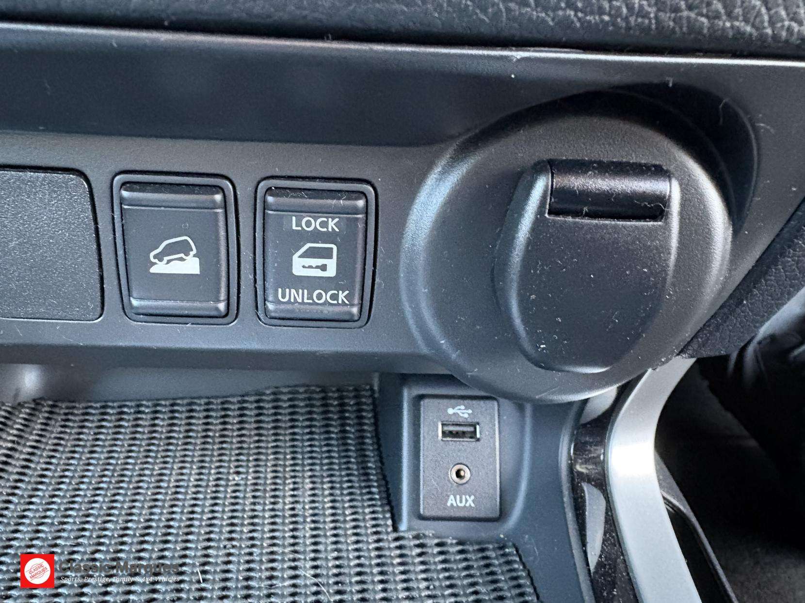 2017 NISSAN NAVARA 2017 NISSAN NAVARA