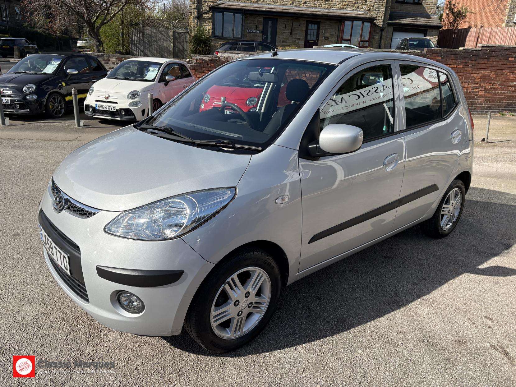 A 2008 HYUNDAI I10 1.2 Comfort Hatchback 5dr Petrol Auto Euro 4 (77 bhp) A 2008 HYUNDAI I10 1.2 Comfort Hatchback 5dr Petrol Auto Euro 4 (77 bhp)