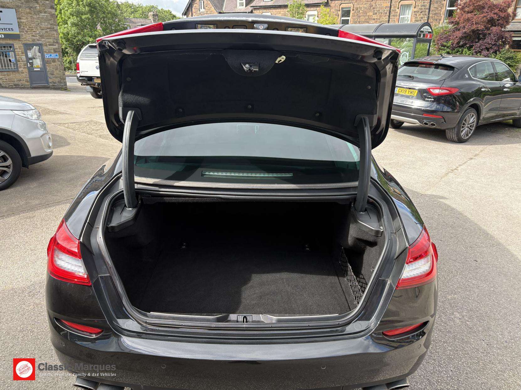2015 MASERATI QUATTROPORTE 2015 MASERATI QUATTROPORTE