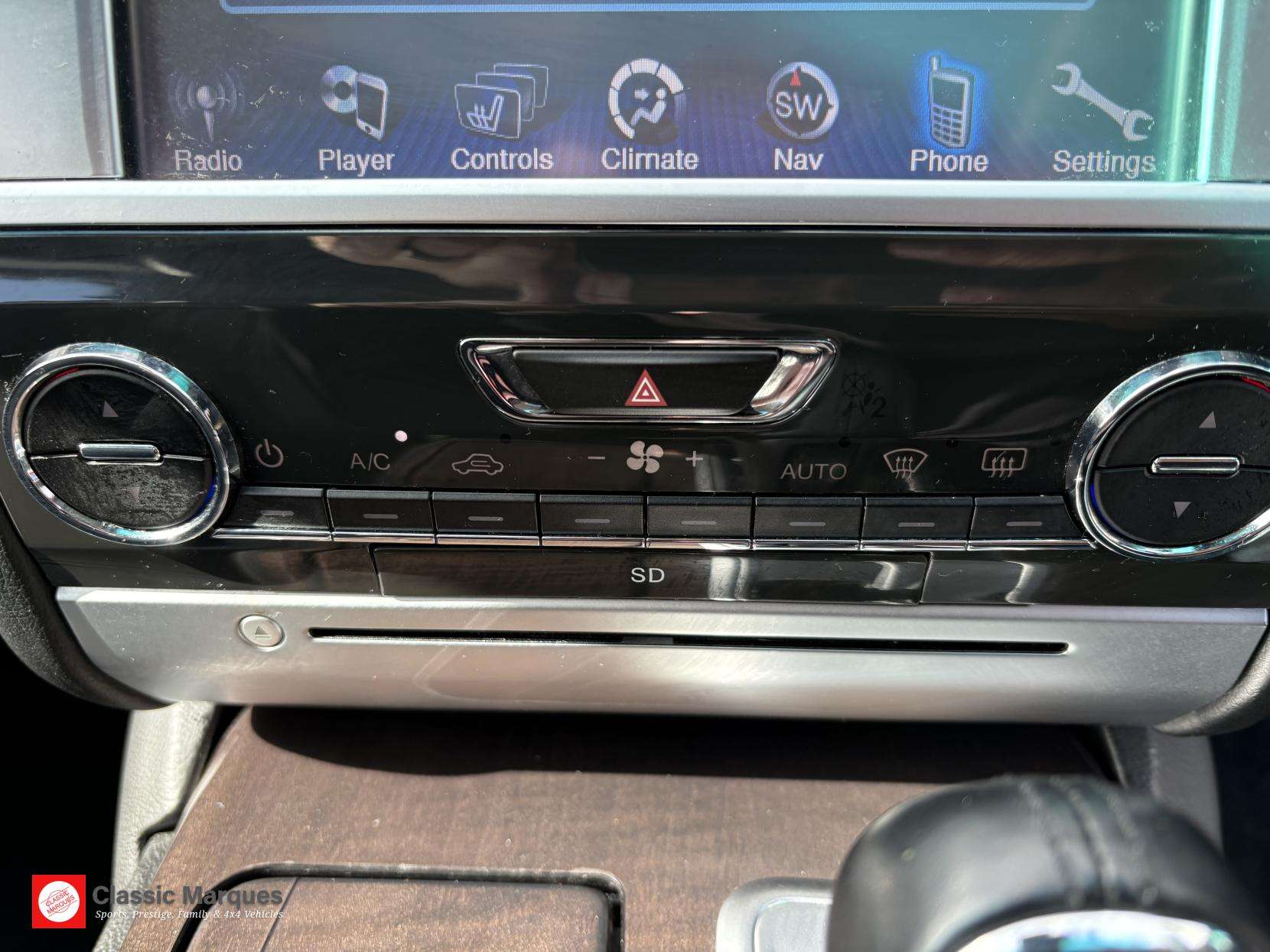 2015 MASERATI QUATTROPORTE 2015 MASERATI QUATTROPORTE