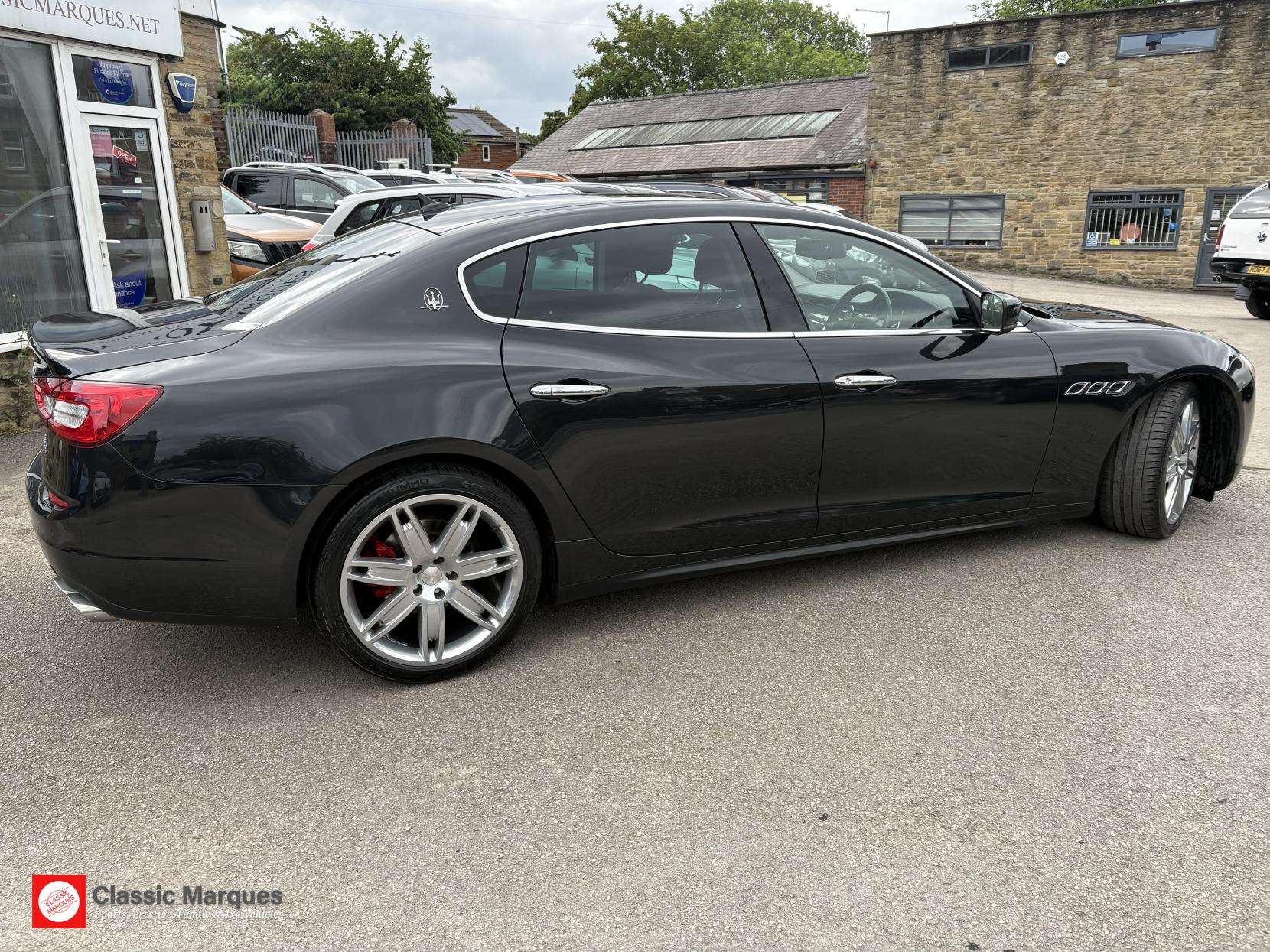 A 2015 MASERATI QUATTROPORTE 3.0D V6 Saloon 4dr Diesel ZF Euro 5 (s/s) (275 ps) A 2015 MASERATI QUATTROPORTE 3.0D V6 Saloon 4dr Diesel ZF Euro 5 (s/s) (275 ps)