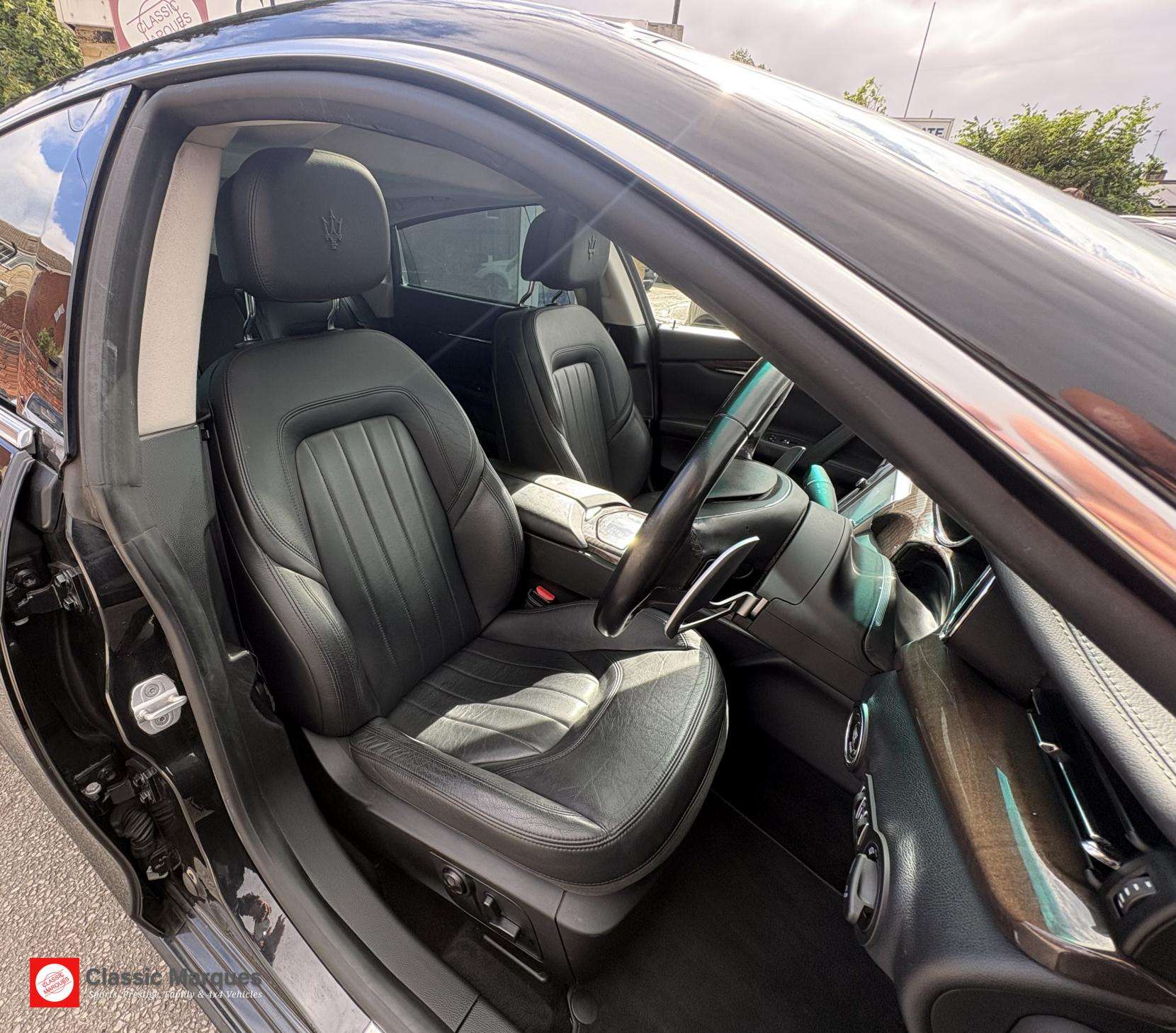 2015 MASERATI QUATTROPORTE 2015 MASERATI QUATTROPORTE