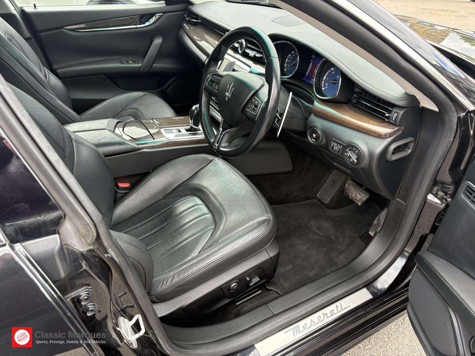 A 2015 MASERATI QUATTROPORTE 3.0D V6 Saloon 4dr Diesel ZF Euro 5 (s/s) (275 ps) A 2015 MASERATI QUATTROPORTE 3.0D V6 Saloon 4dr Diesel ZF Euro 5 (s/s) (275 ps)