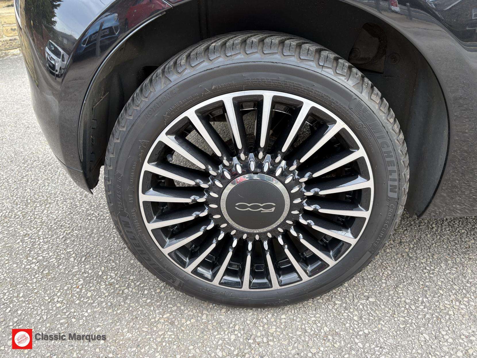 2015 FIAT 500 2015 FIAT 500