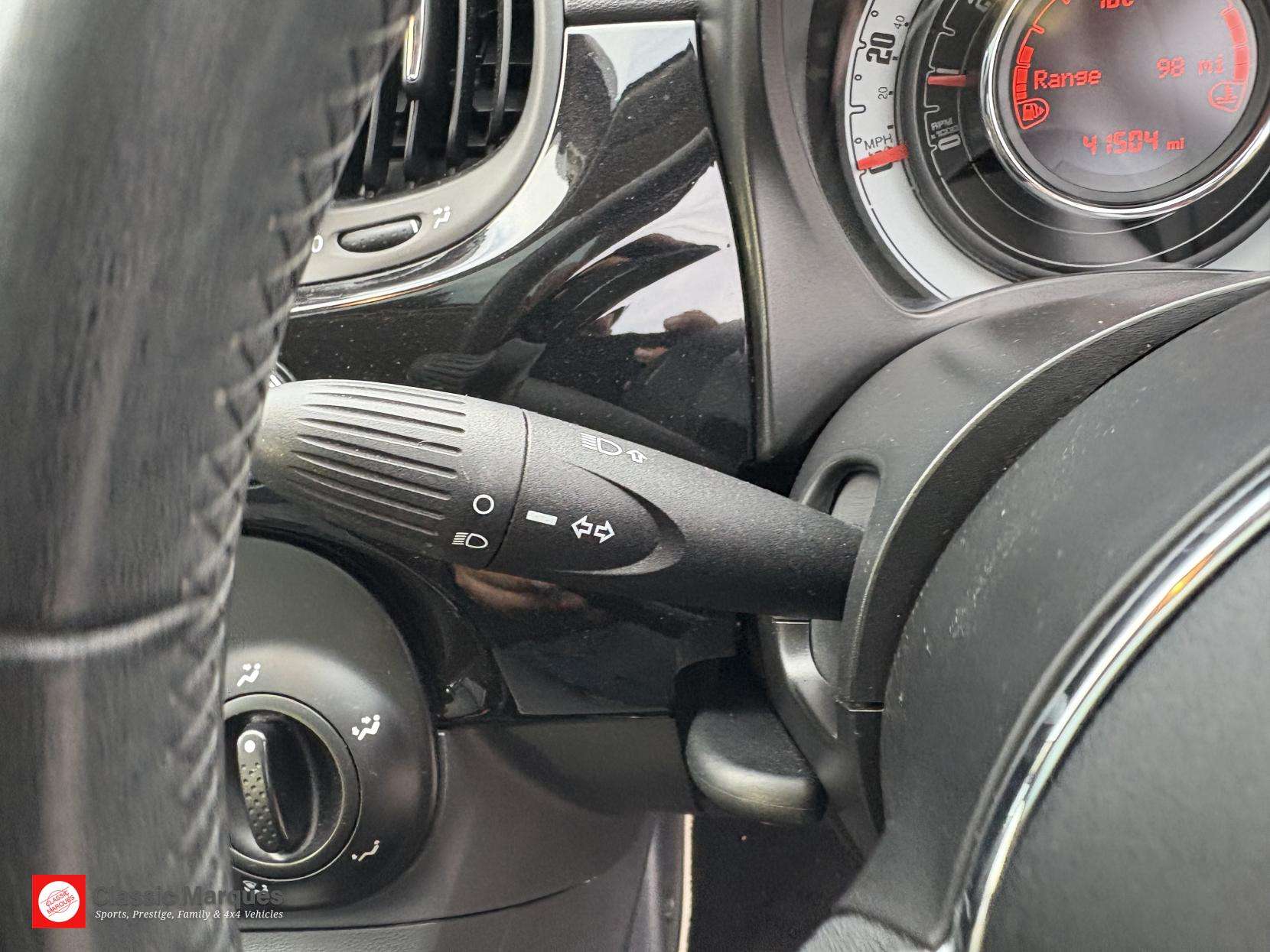 2015 FIAT 500 2015 FIAT 500