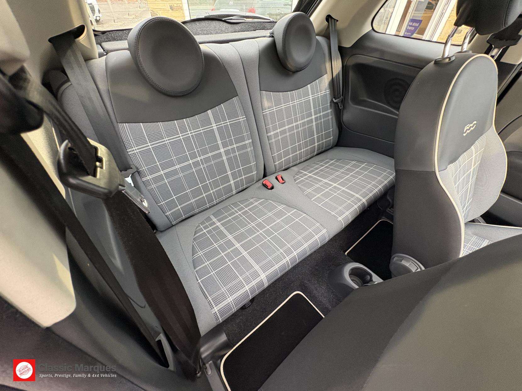 2015 FIAT 500 2015 FIAT 500