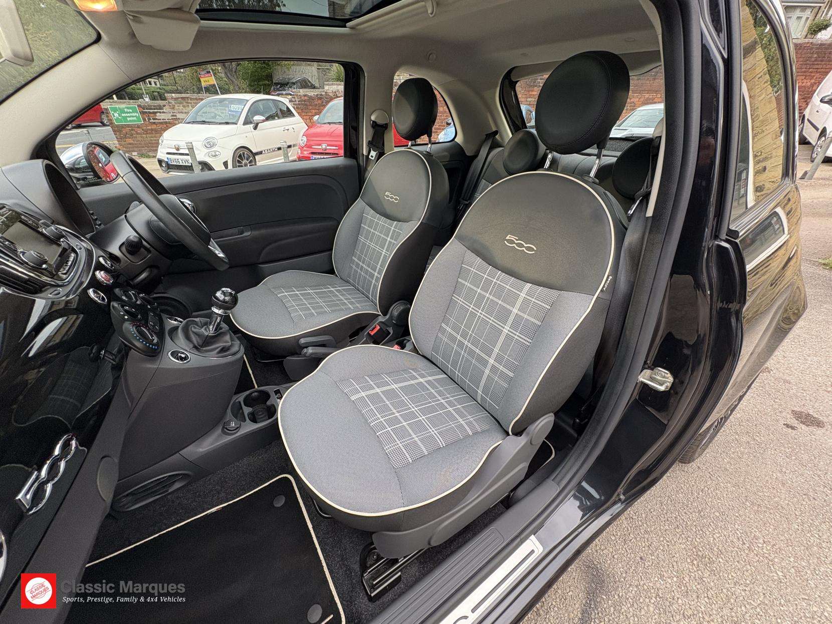 2015 FIAT 500 2015 FIAT 500