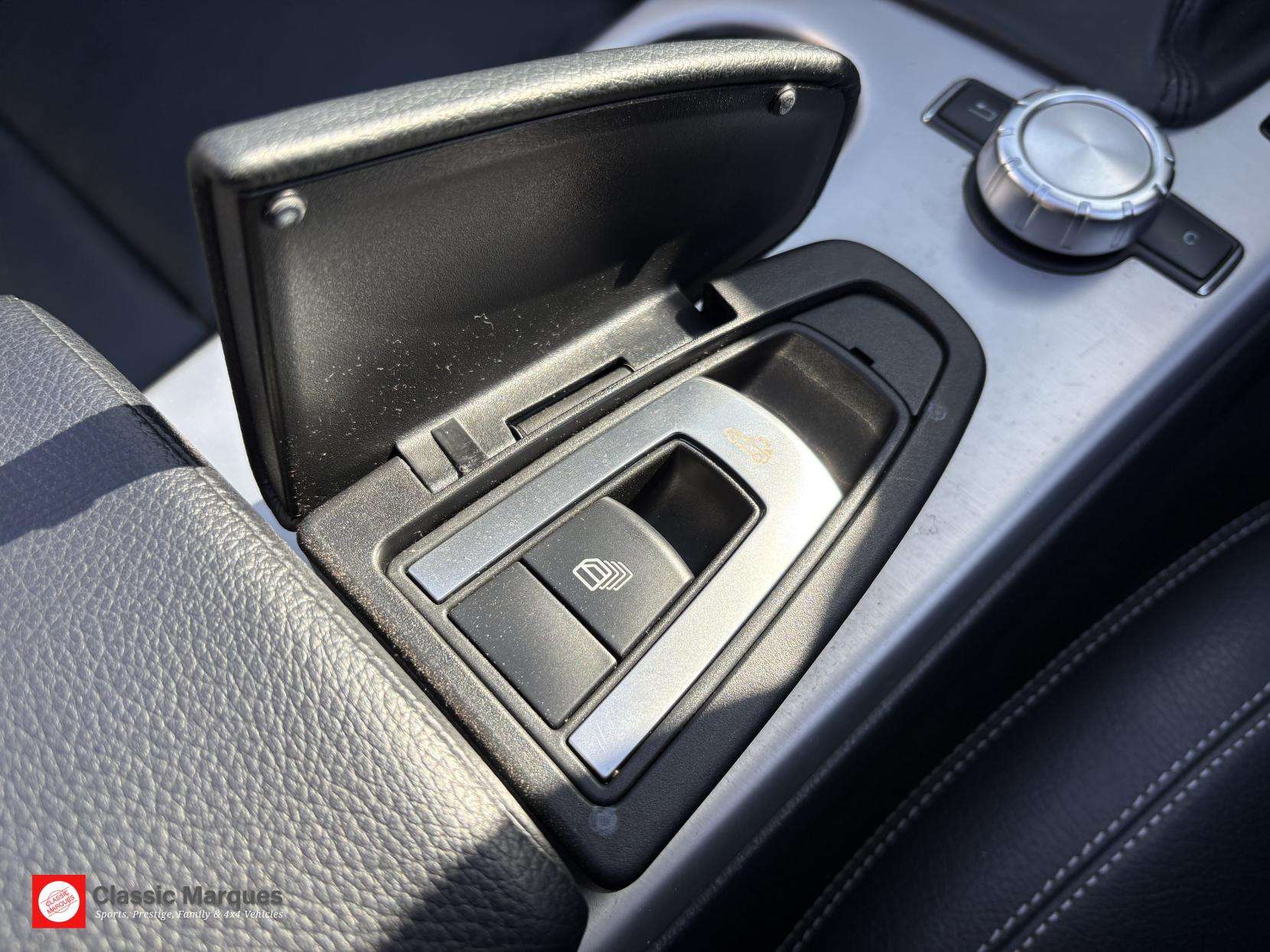 2012 MERCEDES-BENZ SLK 2012 MERCEDES-BENZ SLK