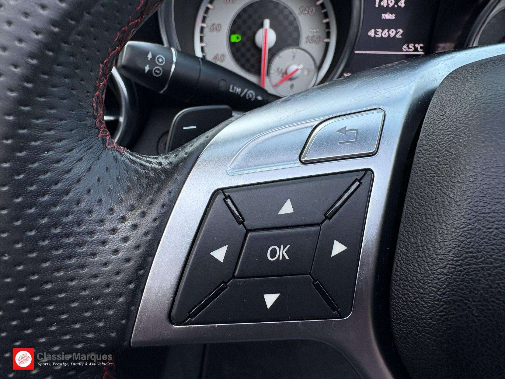 2012 MERCEDES-BENZ SLK 2012 MERCEDES-BENZ SLK