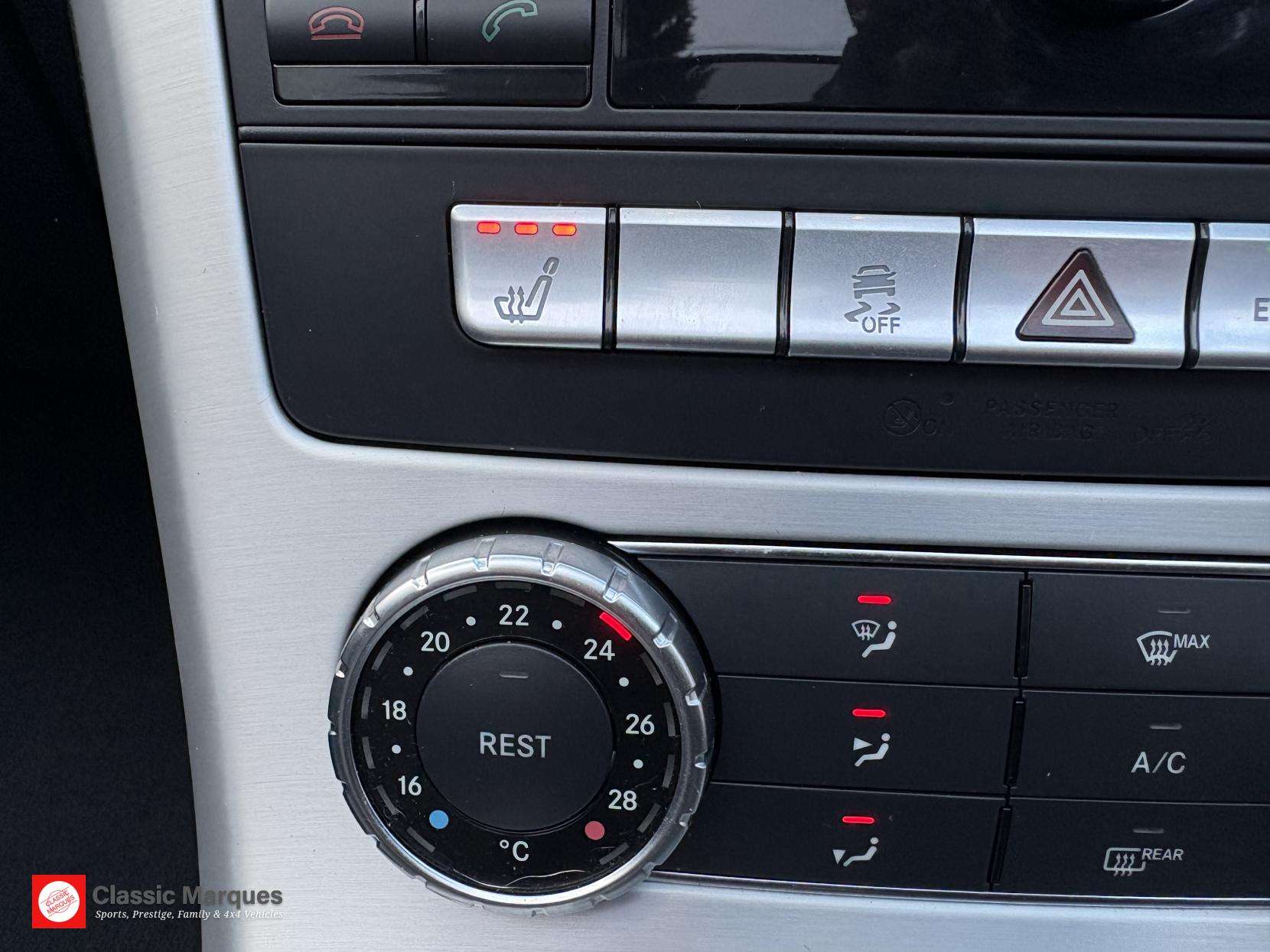 2012 MERCEDES-BENZ SLK 2012 MERCEDES-BENZ SLK