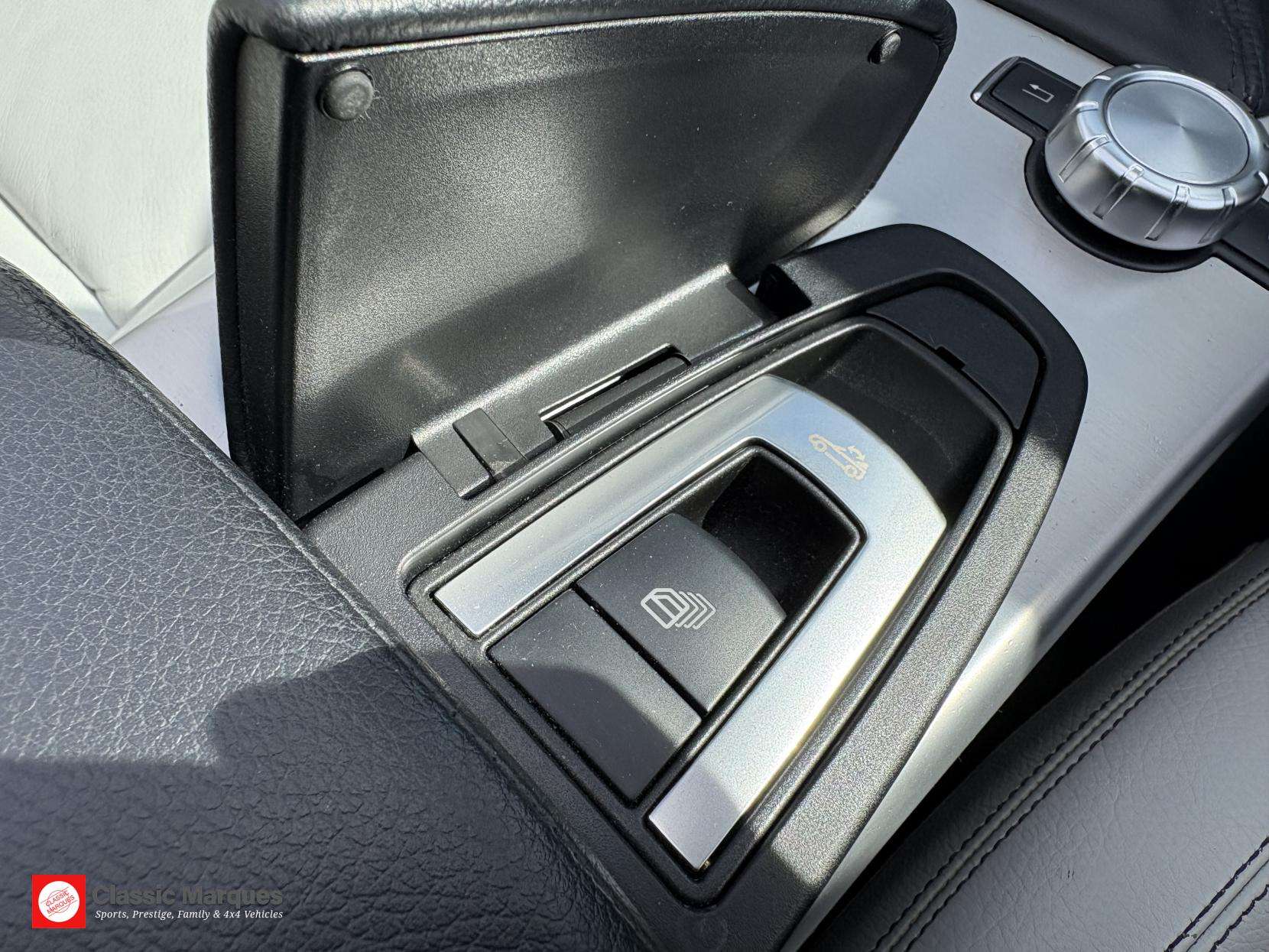 2012 MERCEDES-BENZ SLK 2012 MERCEDES-BENZ SLK
