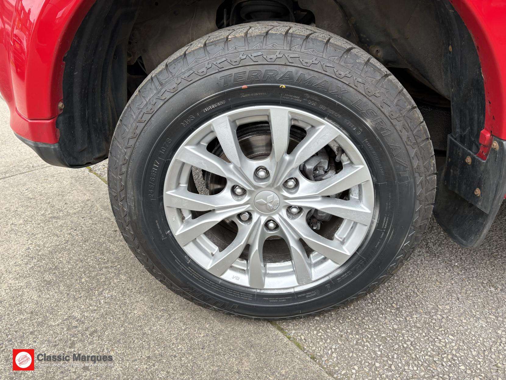 2015 MITSUBISHI L200 2015 MITSUBISHI L200