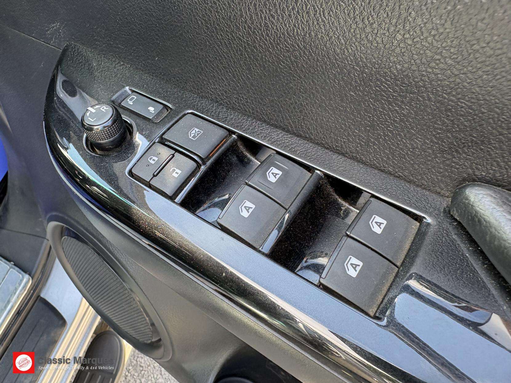 2016 TOYOTA HILUX 2016 TOYOTA HILUX