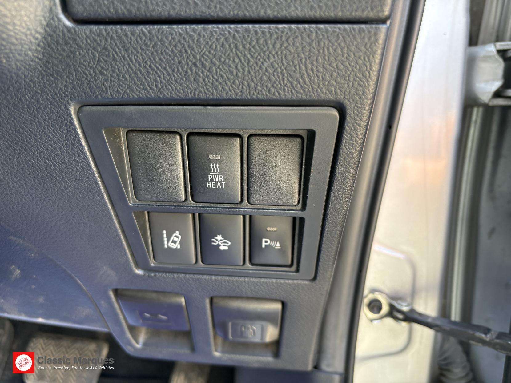2016 TOYOTA HILUX 2016 TOYOTA HILUX