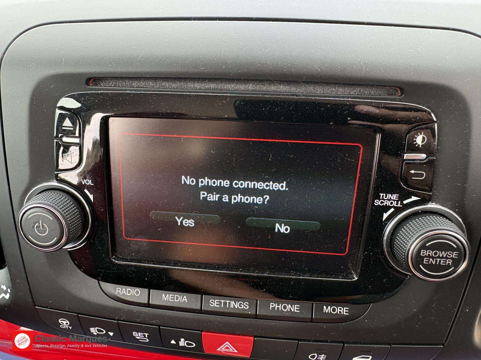 2013 FIAT 500L 2013 FIAT 500L