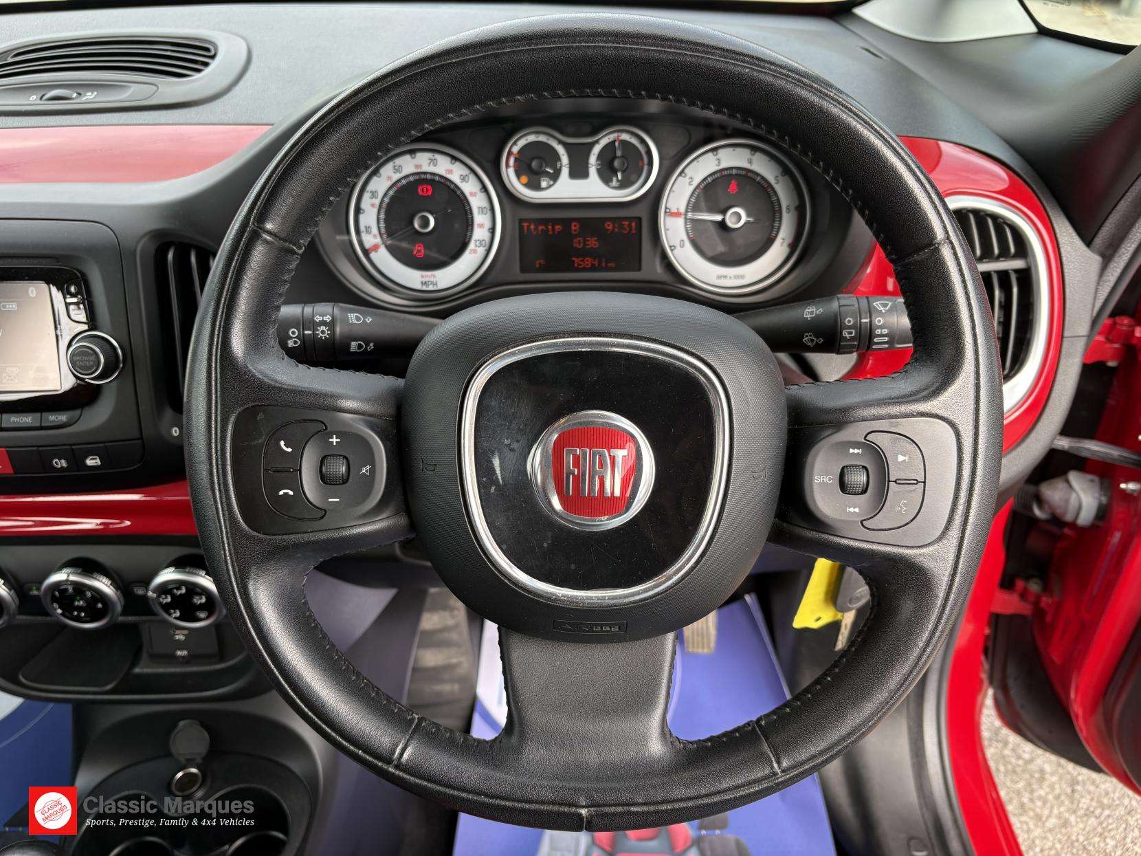 2013 FIAT 500L 2013 FIAT 500L