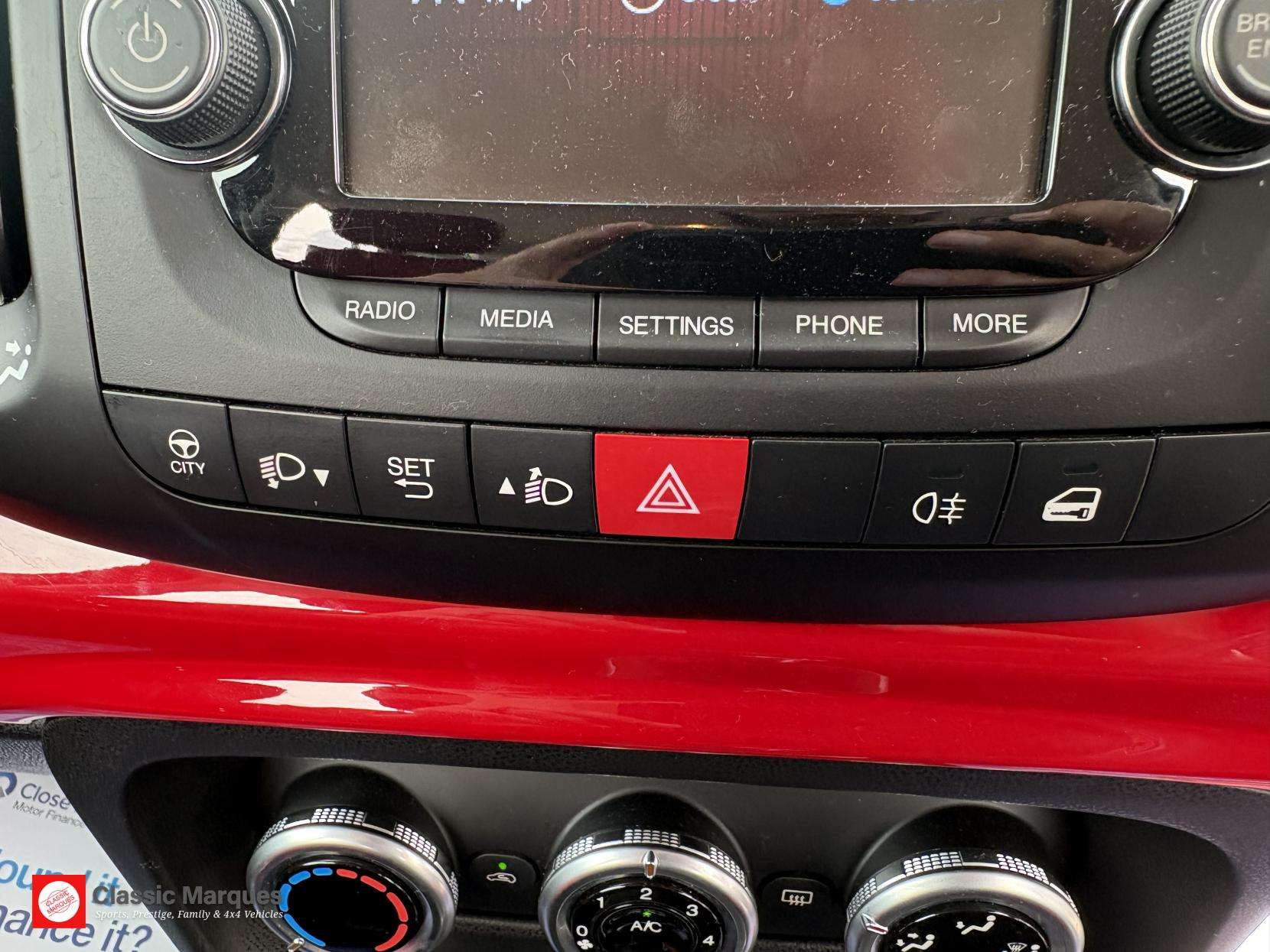 2013 FIAT 500L 2013 FIAT 500L