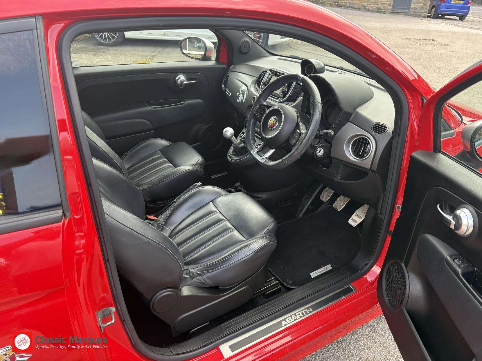 2018 ABARTH 595 2018 ABARTH 595