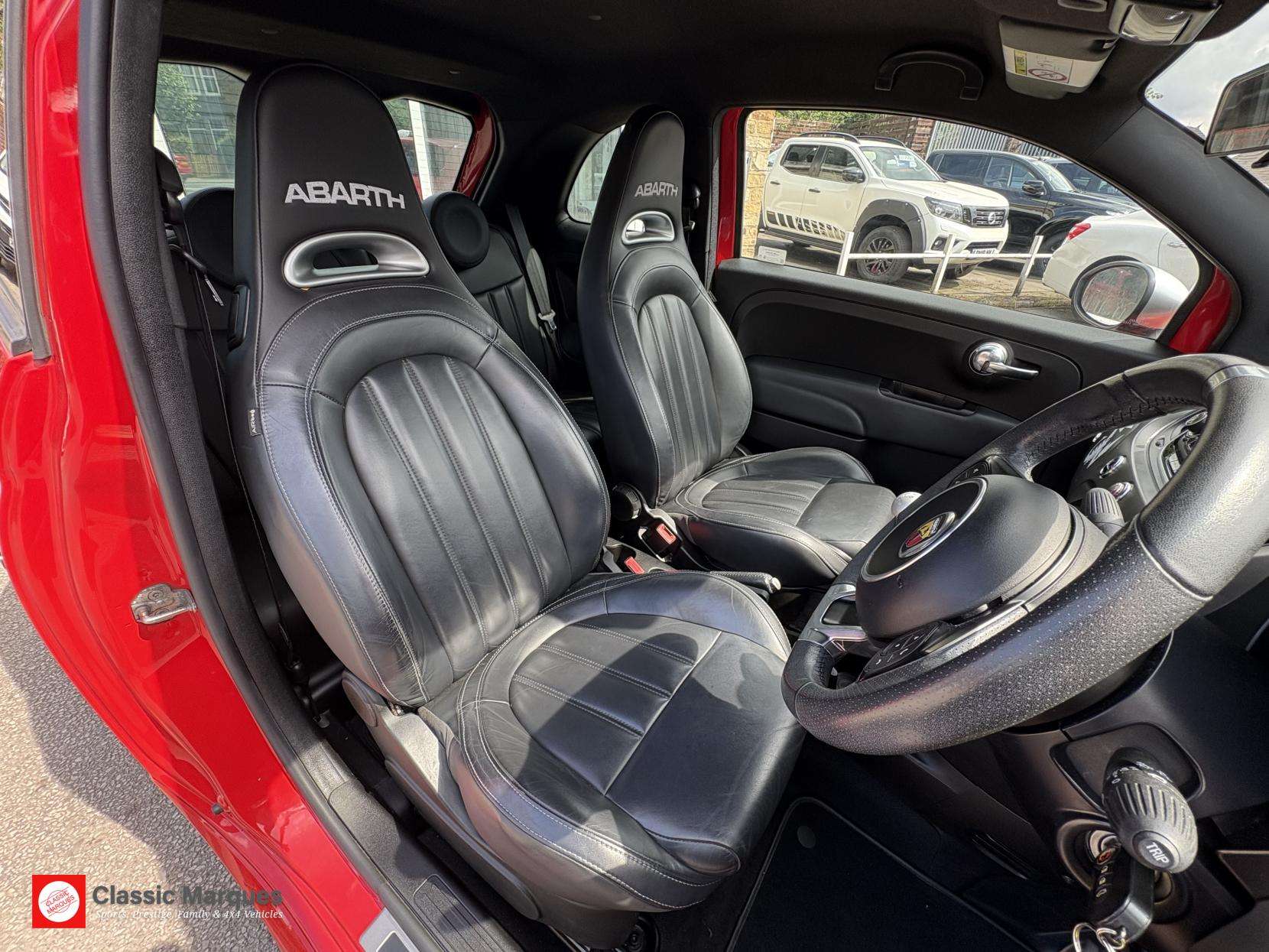 2018 ABARTH 595 2018 ABARTH 595