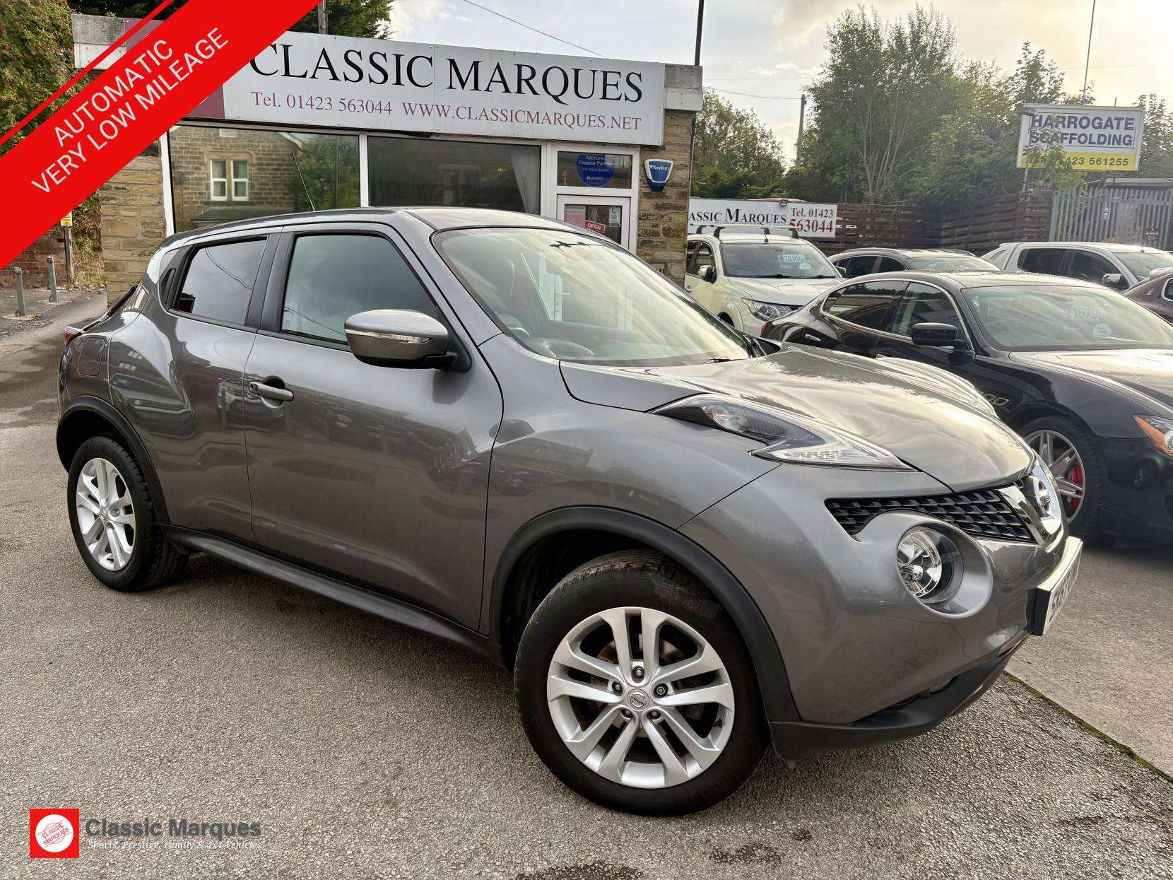A 2017 NISSAN JUKE 1.6 N-Connecta SUV 5dr Petrol XTRON Euro 6 (117 ps) A 2017 NISSAN JUKE 1.6 N-Connecta SUV 5dr Petrol XTRON Euro 6 (117 ps)