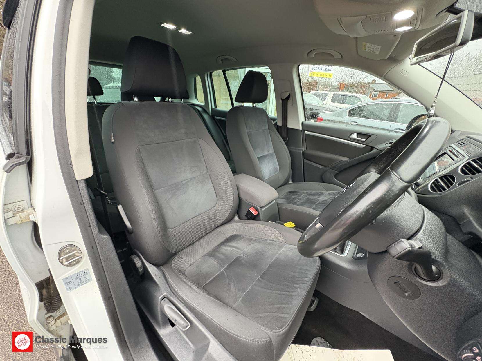 2016 VOLKSWAGEN TIGUAN 2016 VOLKSWAGEN TIGUAN