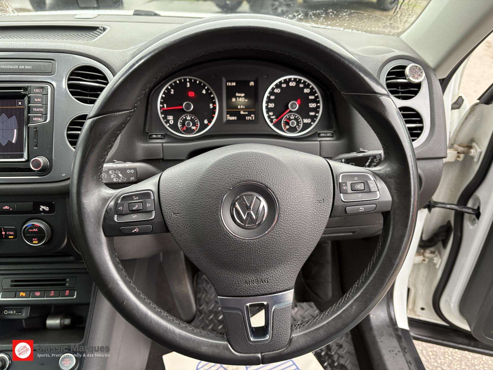 2016 VOLKSWAGEN TIGUAN 2016 VOLKSWAGEN TIGUAN