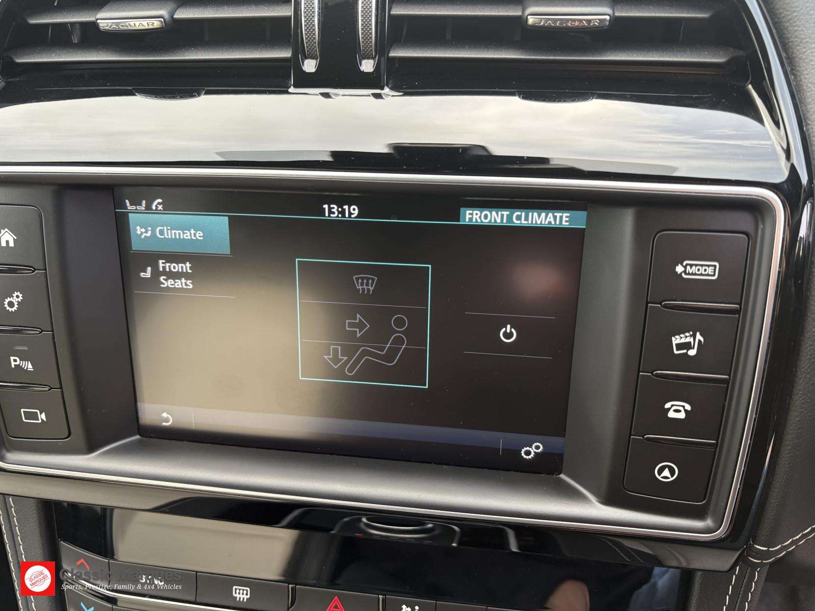 2017 JAGUAR F-PACE 2017 JAGUAR F-PACE