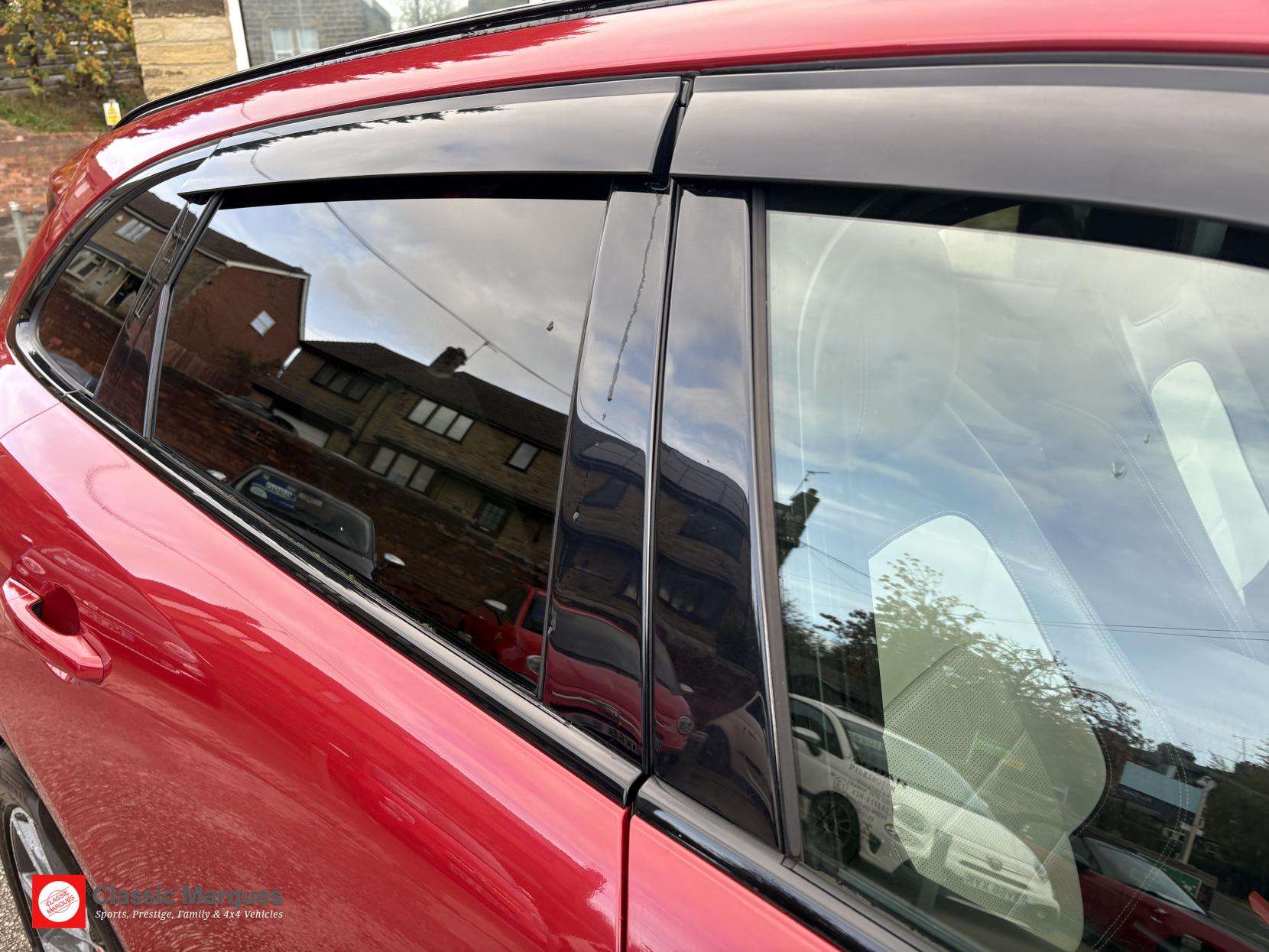 2017 JAGUAR F-PACE 2017 JAGUAR F-PACE