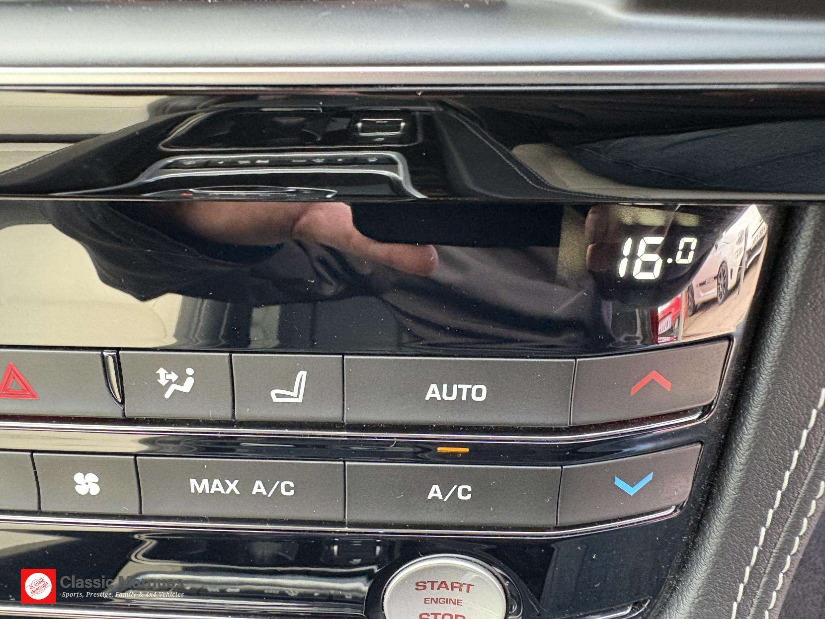 2017 JAGUAR F-PACE 2017 JAGUAR F-PACE